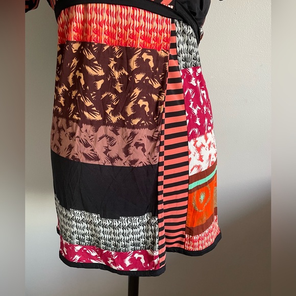 Save the Queen mini dress - Picture 5 of 11